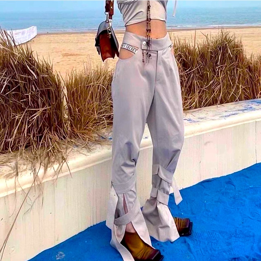 NWOT Edgy high waisted cut out pants!